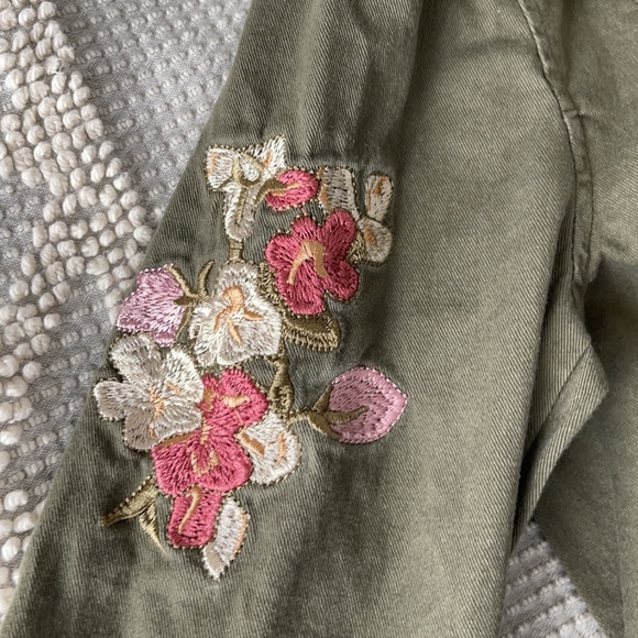 Olive green embroidered utility jacket size medium - Picture 4 of 5